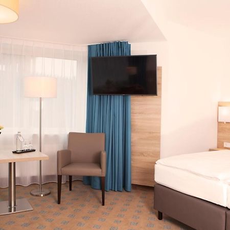 Hotel Frisia Leer Bagian luar foto
