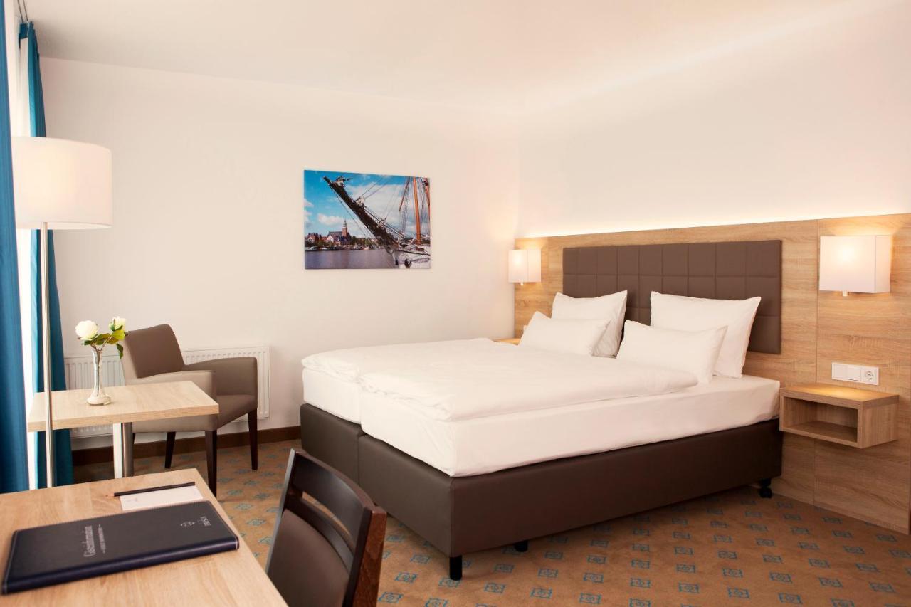 Hotel Frisia Leer Bagian luar foto
