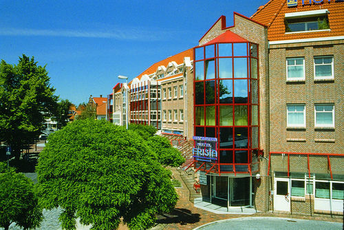 Hotel Frisia Leer Bagian luar foto